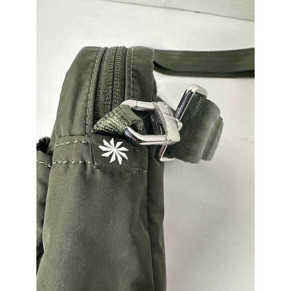 Athleta Vertical Crossbody Bag Women’s Nylon Travel Purse Olive Green Adjustabl - Picture 13 of 14